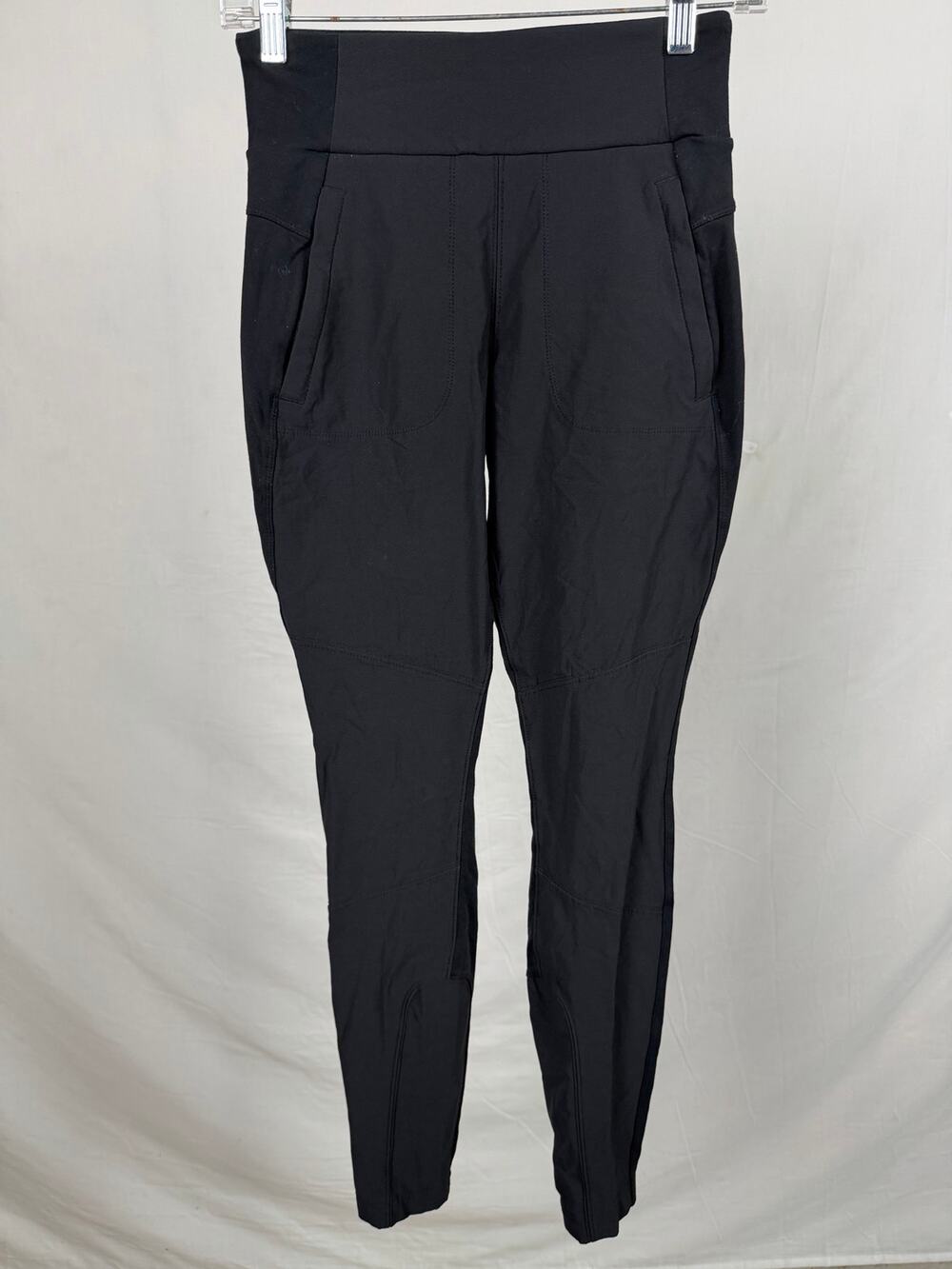 Athleta Black High-Rise Athletic Pants Travel Walking Pockets Size 0 27" Inseam